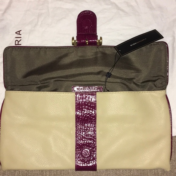 🎀BCBG clutch🎀new🎀 - Picture 5 of 8